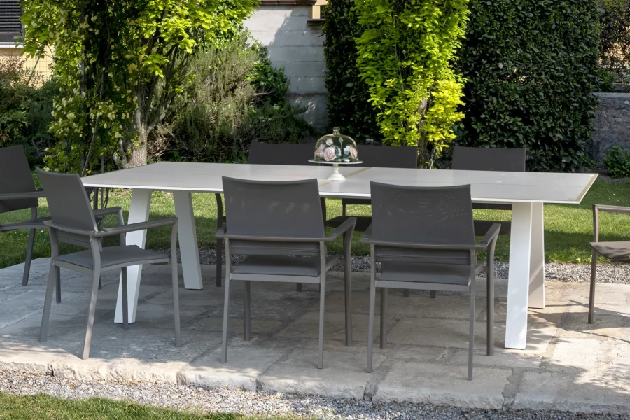 GRASSHOPPER-OUTDOOR-PLUS